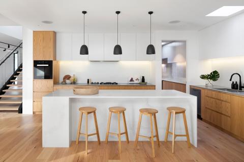 OUR SMART HOME PREMIUM PACKAGE IS A GOOD CHOICE FOR TWO-THREE BED ROOM HOUSES WITH CCTV SUPPORT